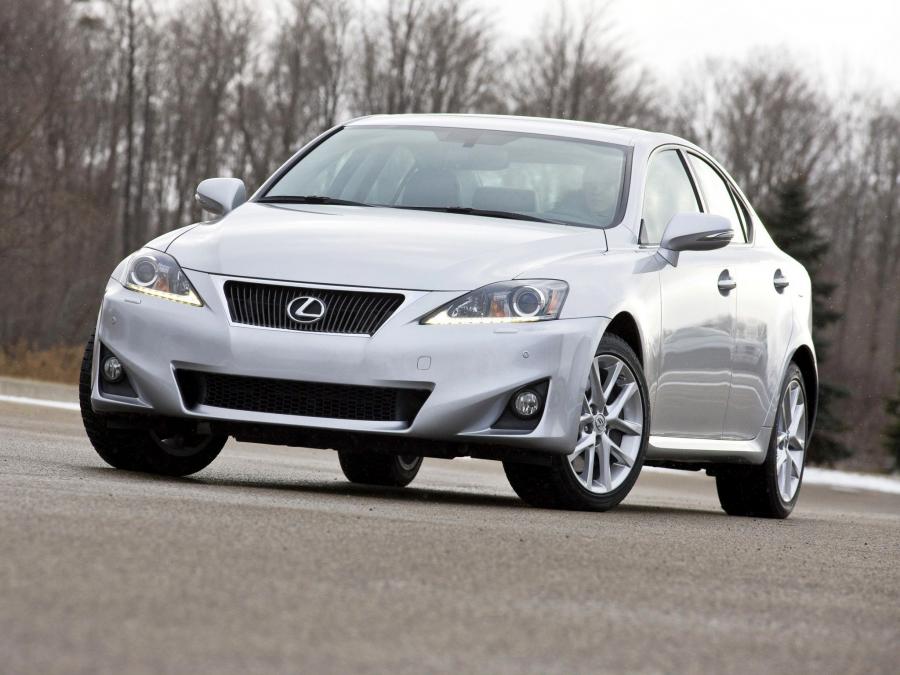  Lexus IS350 AWD 2010 года  (фото 8 из 16)